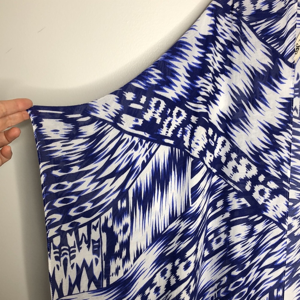 Michael Stars Versatile Ruana Cover-Up Shawl in Blue White OS - Picture 6 of 6